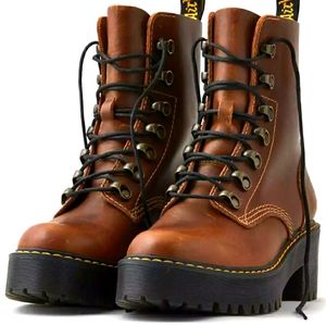 Dr Marten's Loana Platform Boots